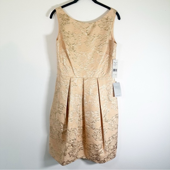 NWT Eliza J Jacquard Tulip Blush and Gold Dress Size 8 ** please read no belt - Picture 2 of 11